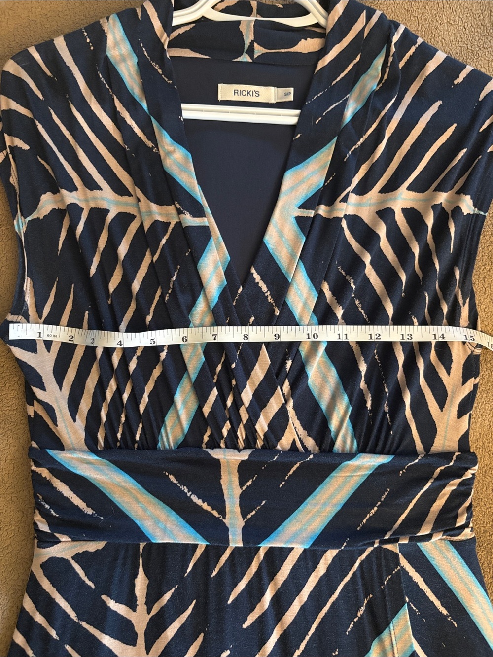 Dip hem maxi dress - Picture 4 of 7